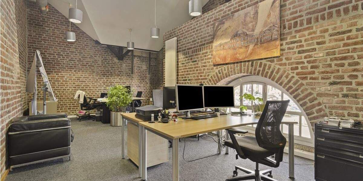 HISTORISCHE ARCHITEKTUR MIT MODERNER AUSSTATTUNG KREFELD-KLIEDBRUCH 2 zimmer