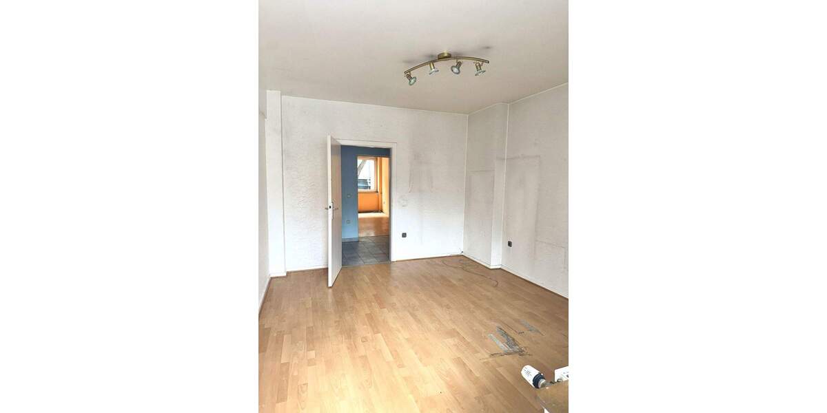 Etagenwohnung Düsseldorf Friedrichstadt - 4 Zimmer, 89 m&sup2;, 360.000&euro; | Angebot:24335103