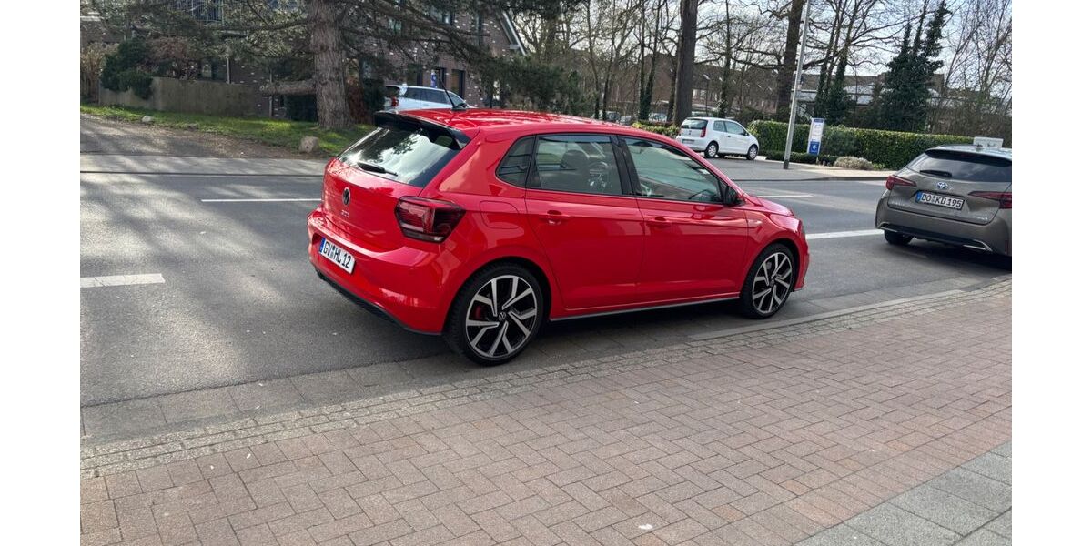 VW Polo 42.000 km 18.500 &euro; Grevenbroich 41516