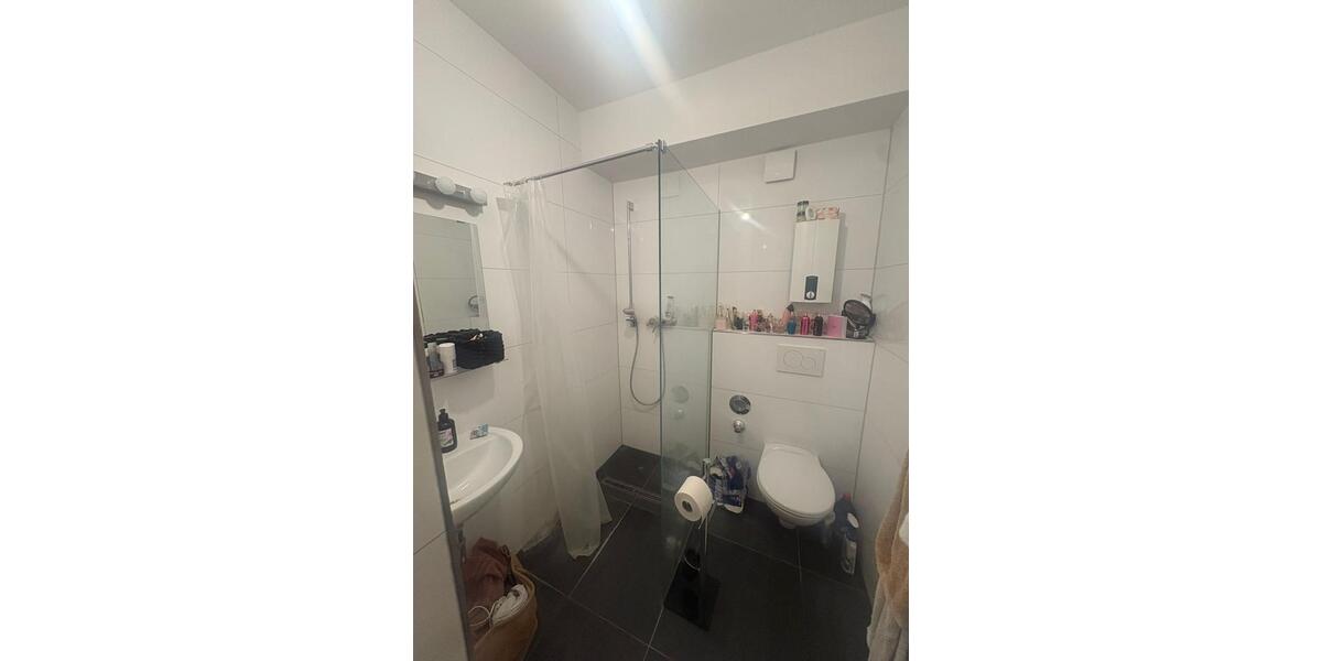 Etagenwohnung Düsseldorf Stadtbezirk 3 - 1.5 Zimmer, 40 m&sup2;, 950&euro; | Angebot:25519539