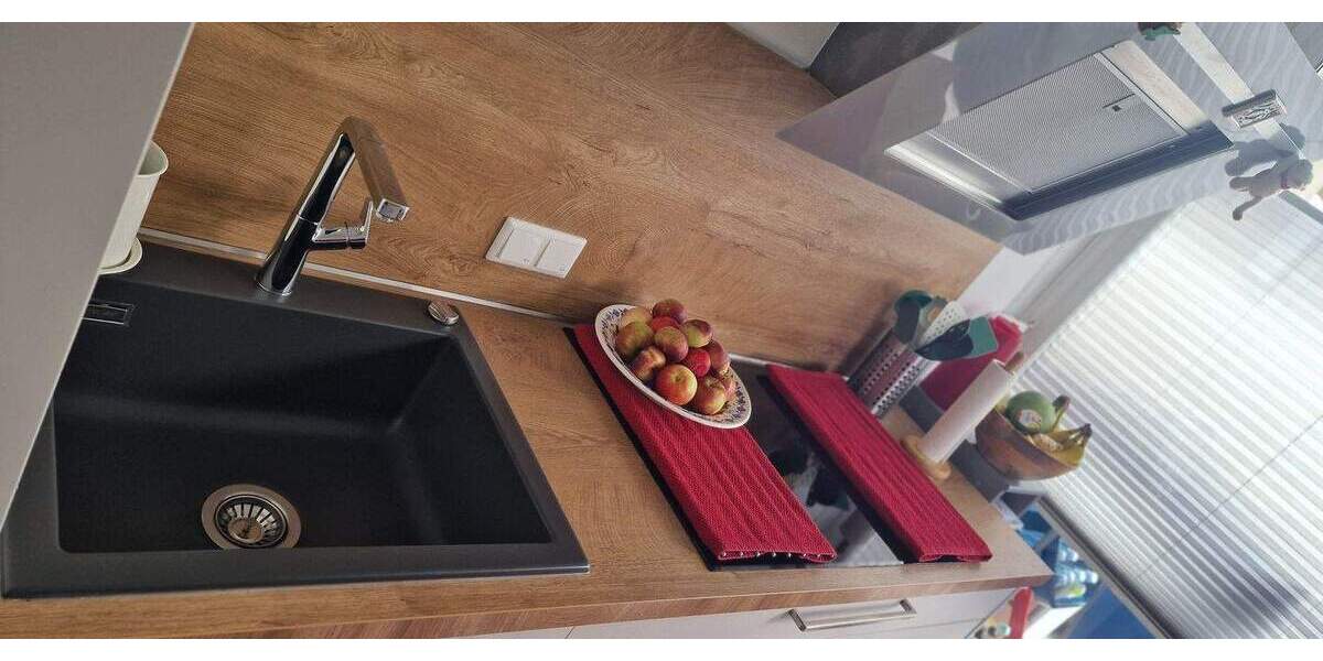 Wohnglück auf 4 Zimmern – mit Balkon, Einbauküche & TG! 4 zimmer