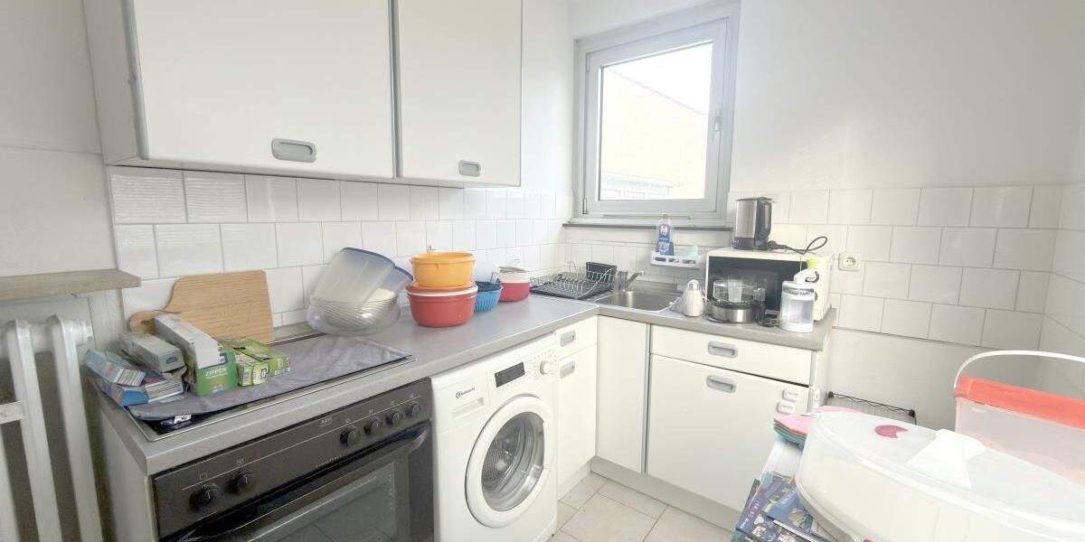 Einbauküche! Tageslichtbadezimmer! Aufzug! Super Lage! 2 zimmer