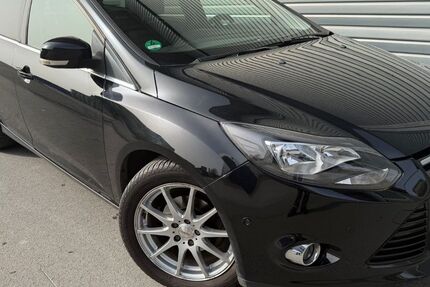 Ford Focus 115.669 km 5.990 &euro; Wuppertal 42285