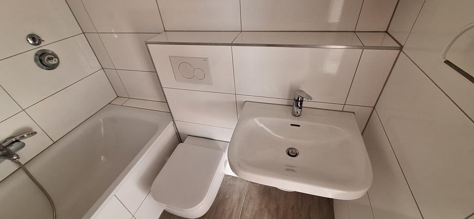 Dachgeschoßwohnung Willich - 2 Zimmer, 53 m&sup2;, 415&euro; | Angebot:25416046