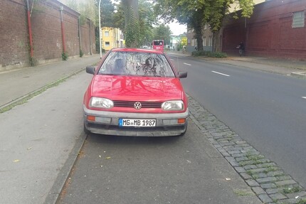 VW Golf 129.800 km 1.800 € Mönchengladbach 41061