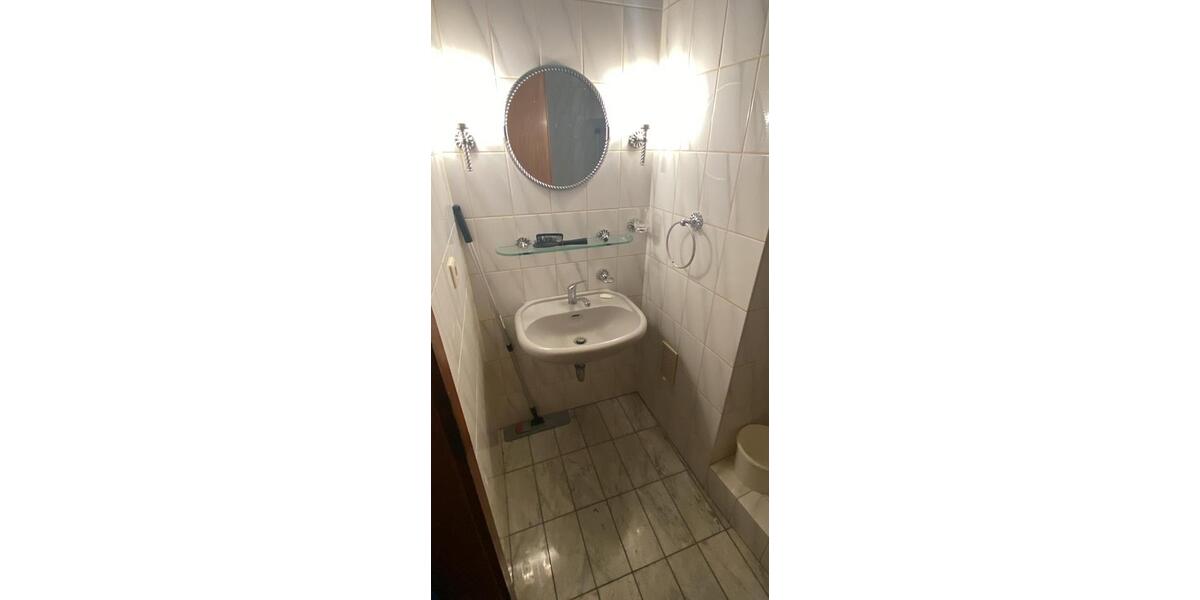 Reihenhaus Mönchengladbach Nord - 5 Zimmer, 135 m&sup2;, 2.750&euro; | Angebot:26107851