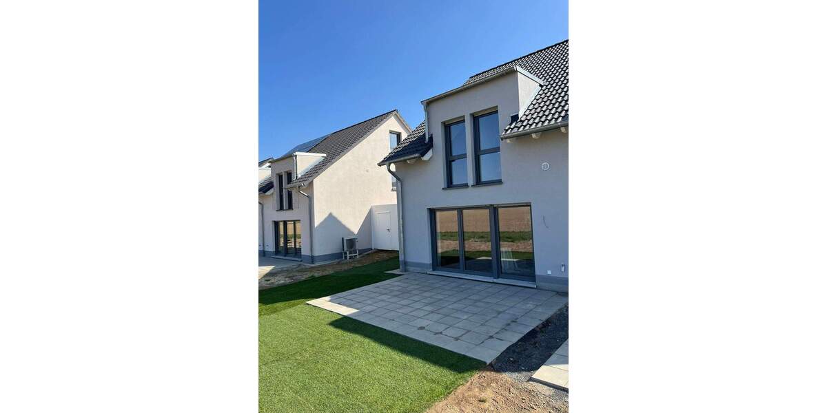 Neues Haus, neues Glück: Letzter Bauabschnitt in Bedburg 5 zimmer