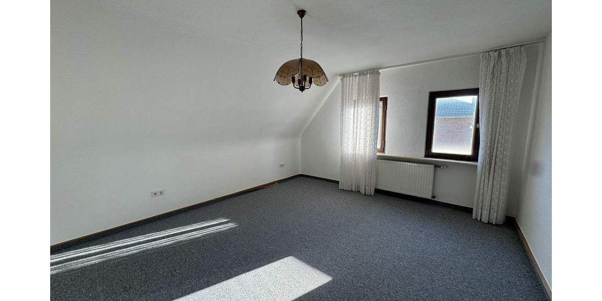 Einfamilienhaus Korschenbroich - 6 Zimmer, 180 m&sup2;, 420.000&euro; | Angebot:25777504