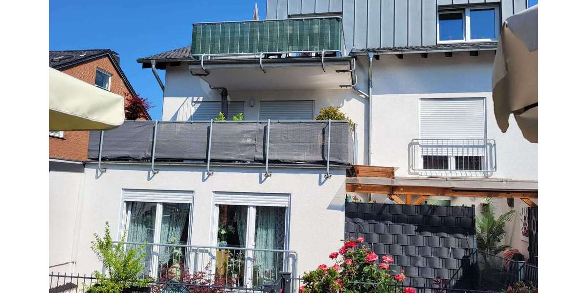 Haus zum Kaufen in Rommerskirchen 395.000 € 411.75 m² 15 zimmer