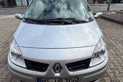 Renault Scenic 220.000 km 800 € Essen 45133