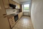 Große leerstehende 3,5 Zi.- Wohnung in ruhiger Top-Lage mit großem Balkon und Garage