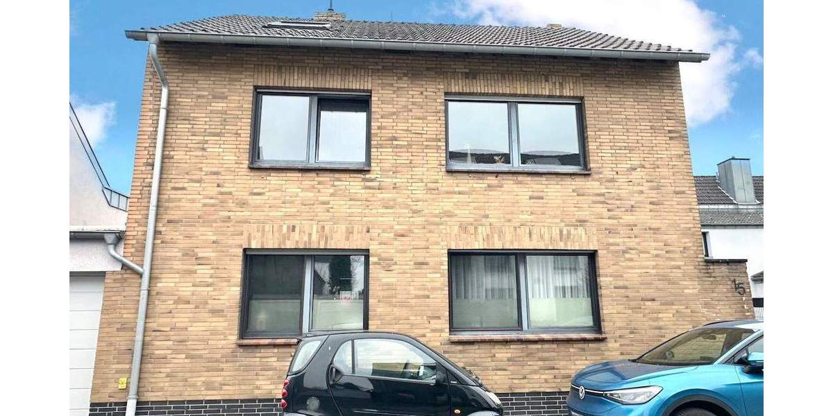 Gepflegtes Zweifamilienhaus in gefragter Wohnlage 7 zimmer