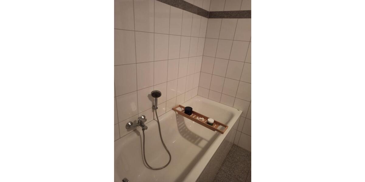 Dachgeschoßwohnung Korschenbroich - 2 Zimmer, 71 m&sup2;, 550&euro; | Angebot:26413501