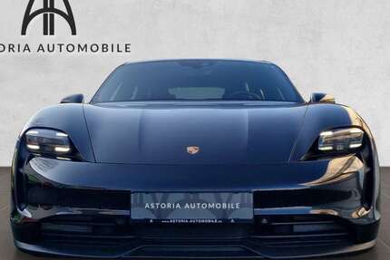 Porsche Taycan 17.867 km 62.911 &euro; Kaarst (bei Düsseldorf) 41564