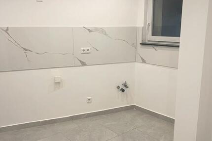Haus Frechen - 4 Zimmer, 98 m&sup2;, 1.750&euro; | Angebot:27547873