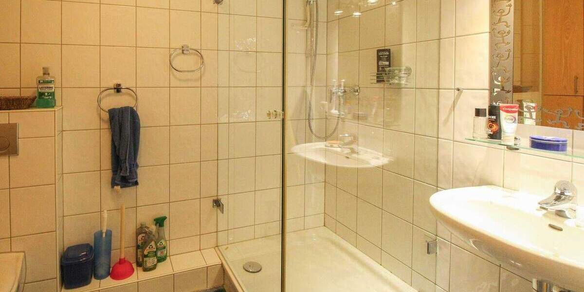 Reihenmittelhaus Neuss Stadionviertel - 6 Zimmer, 141 m&sup2;, 549.000&euro; | Angebot:25611828