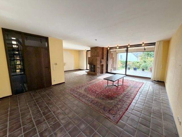 Einfamilienhaus Mönchengladbach Venn - 9 Zimmer, 236 m&sup2;, 698.000&euro; | Angebot:25704611