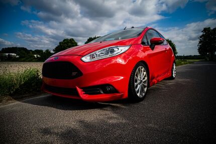 Ford Fiesta 93.000 km 10.500 &euro; Kaarst 41564
