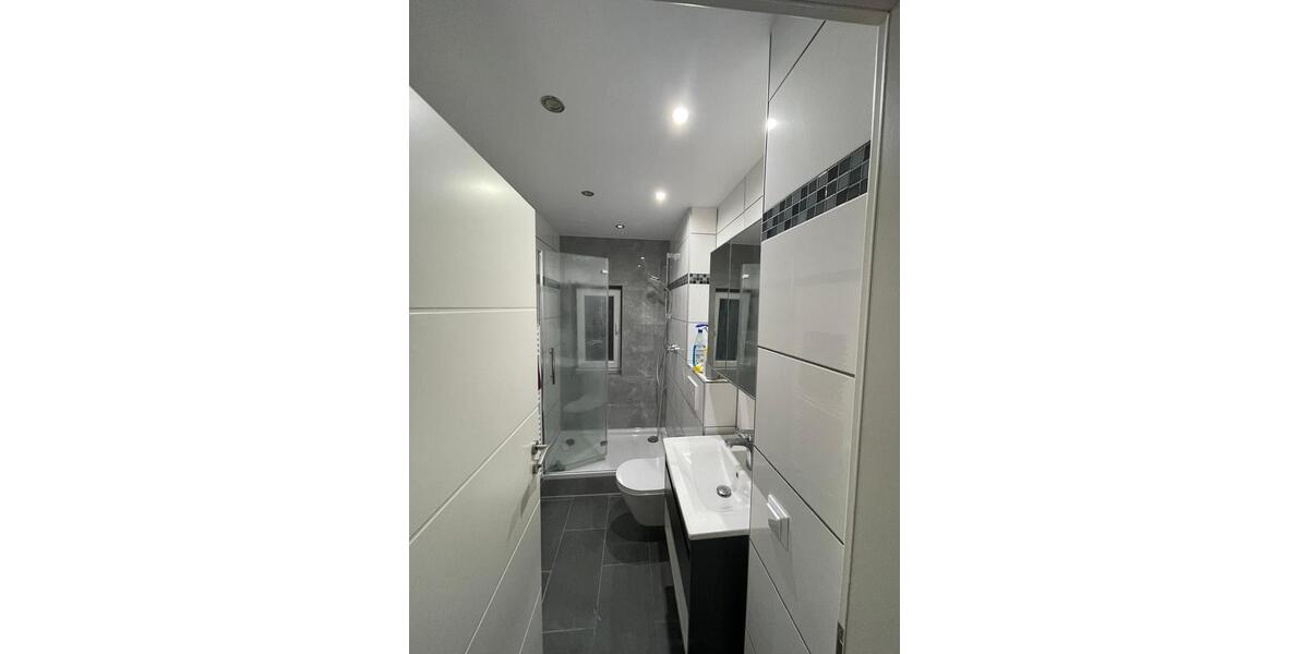 Etagenwohnung Düsseldorf Stadtbezirk 5 - 2 Zimmer, 55 m&sup2;, 1.000&euro; | Angebot:25125546