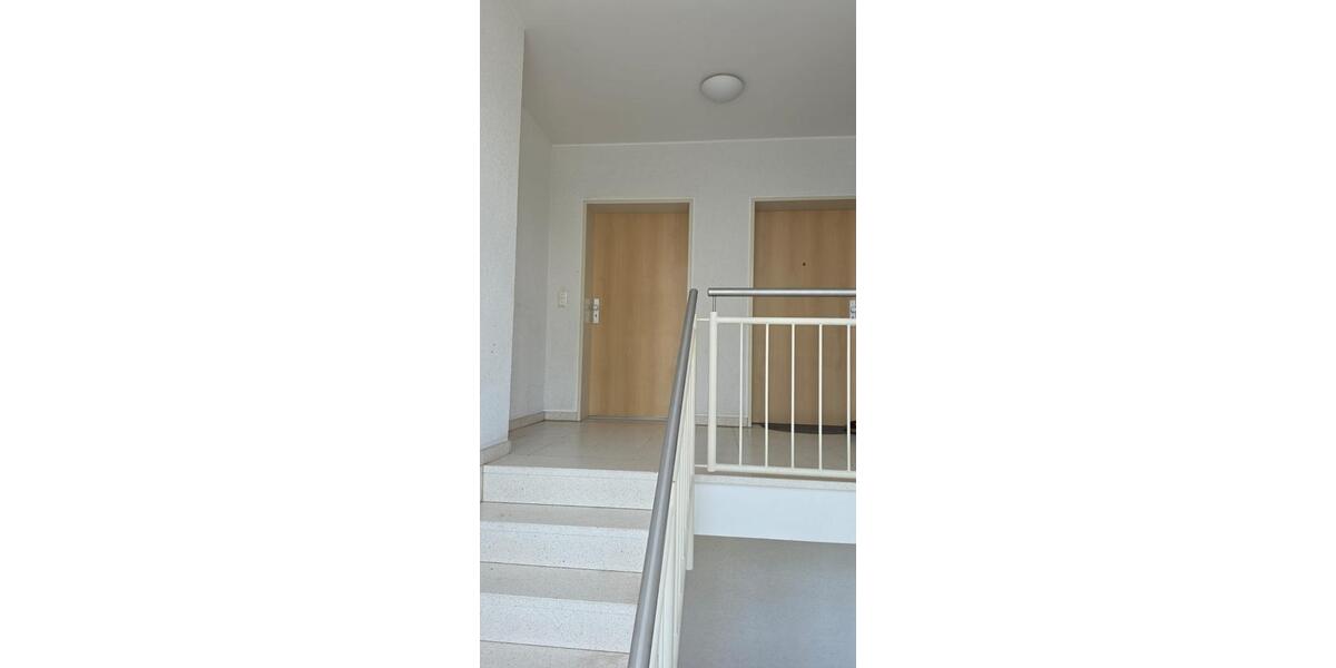 Etagenwohnung Mönchengladbach Süd - 4 Zimmer, 100 m&sup2;, 235.000&euro; | Angebot:27253690
