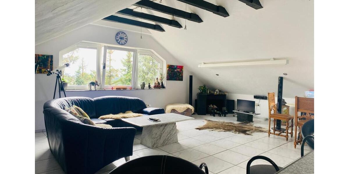Exklusive Dachgeschosswohnung mit Seeblick 3.5 zimmer