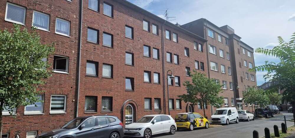 Haus zum Kaufen in Neuss 685.000 € 316.96 m²