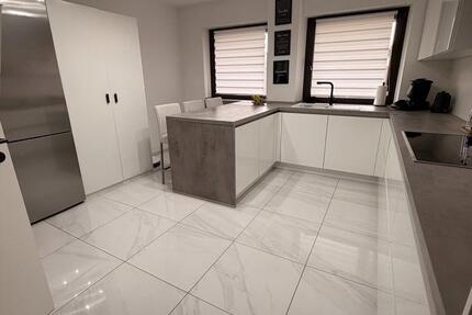 Wohnung Grevenbroich - 3 Zimmer, 79 m&sup2;, 245.000&euro; | Angebot:26152350