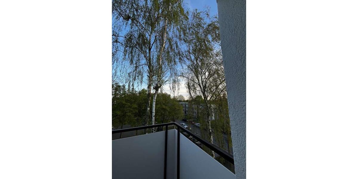 Etagenwohnung Mönchengladbach Süd - 1 Zimmer, 27 m&sup2;, 615&euro; | Angebot:25281284