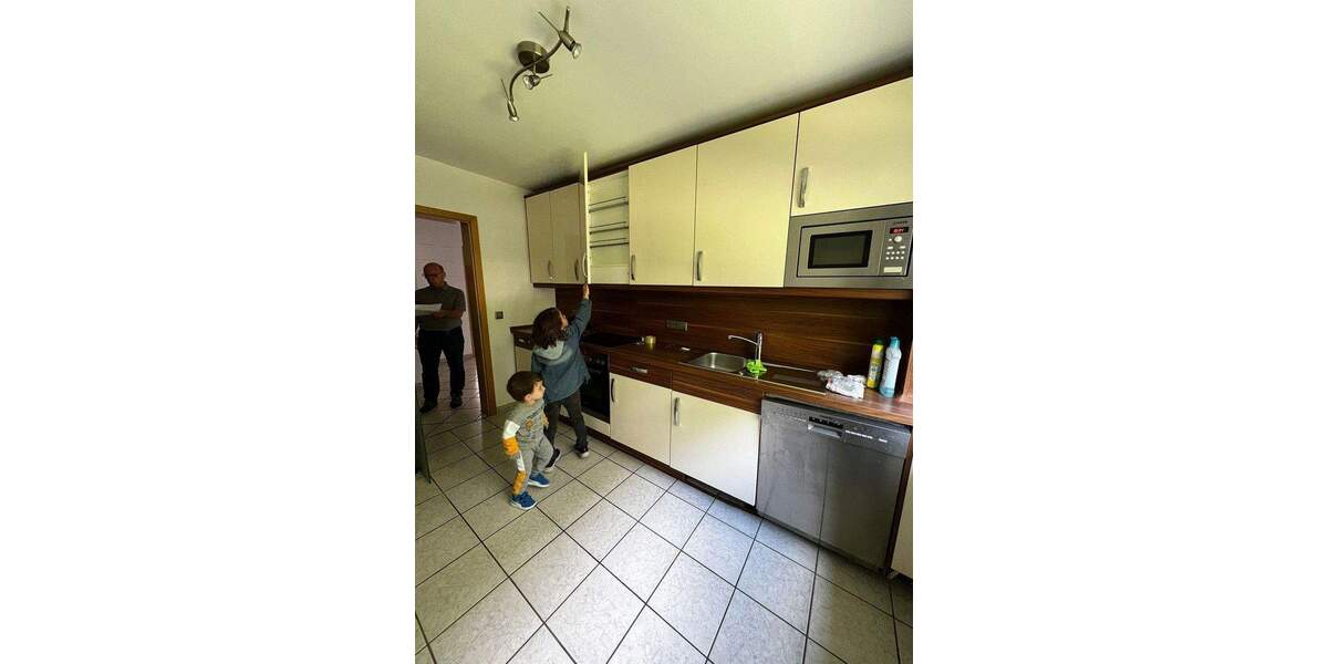 Etagenwohnung Mülheim an der Ruhr Holthausen - 3 Zimmer, 81 m&sup2;, 1.150&euro; | Angebot:25778235