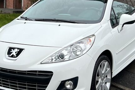 Peugeot 207 121.000 km 3.999 &euro; Mönchengladbach 41238