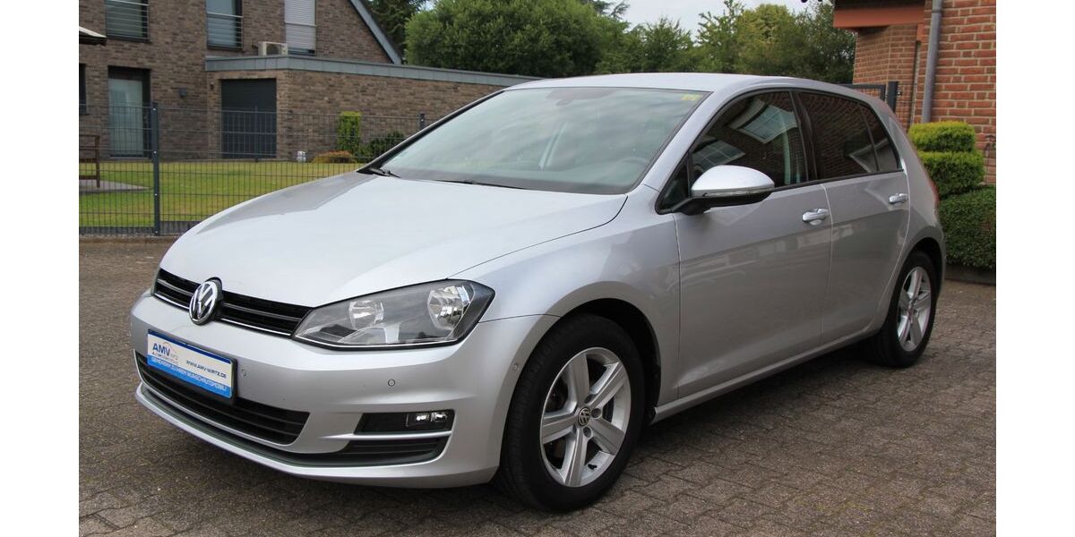 VW Golf 101.472 km 8.850 &euro; Jüchen 41363