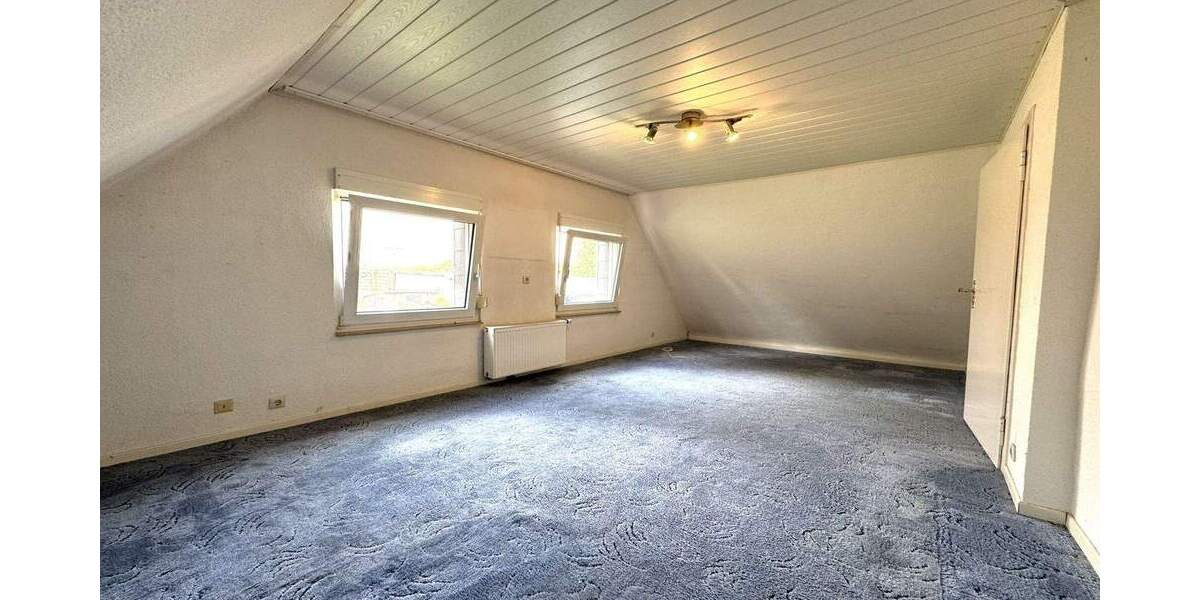 Aus Alt mach Neu! Freistehendes Einfamilienhaus mit großem Garten in Mettmann 3 zimmer