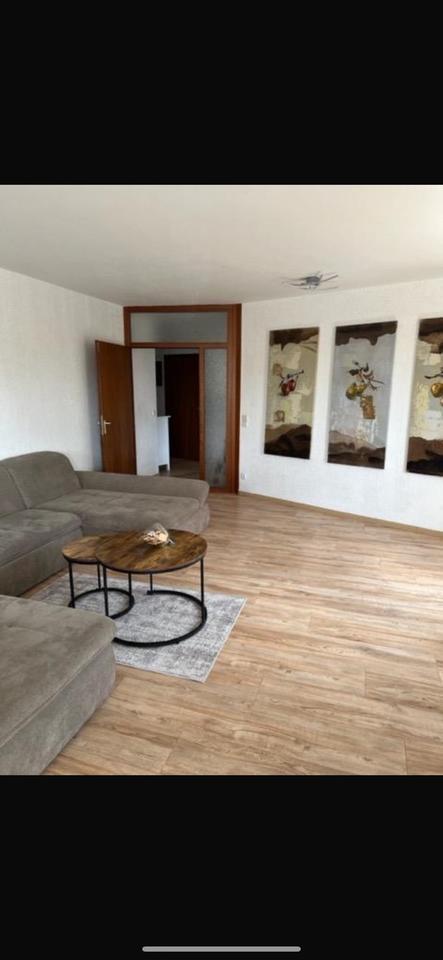 Schöne 4 Zimmer Wohnung mit einer großen Terrasse