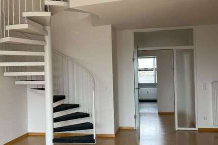 Wohnung zum Mieten in Monheim am Rhein 1.125 € 96.3 m²