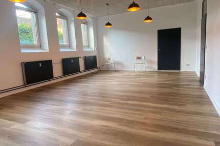 Gewerbeobjekt Moers Rheinkamp - 976&euro; | Angebot:24806829