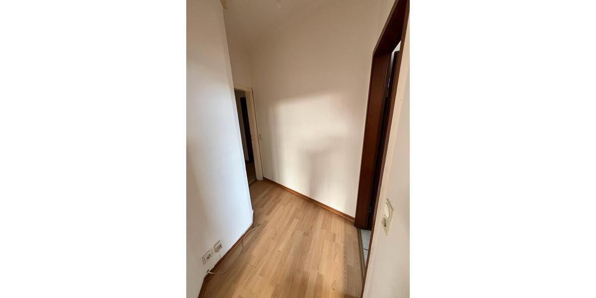 Etagenwohnung Wuppertal Dornap - 4 Zimmer, 100 m&sup2;, 700&euro; | Angebot:25804022