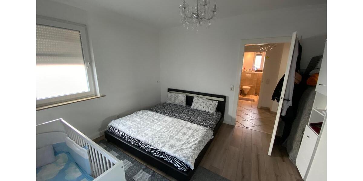 Saniertes MFH mit 3 Parteien zentral in Hilden mit großem Garten 10 zimmer