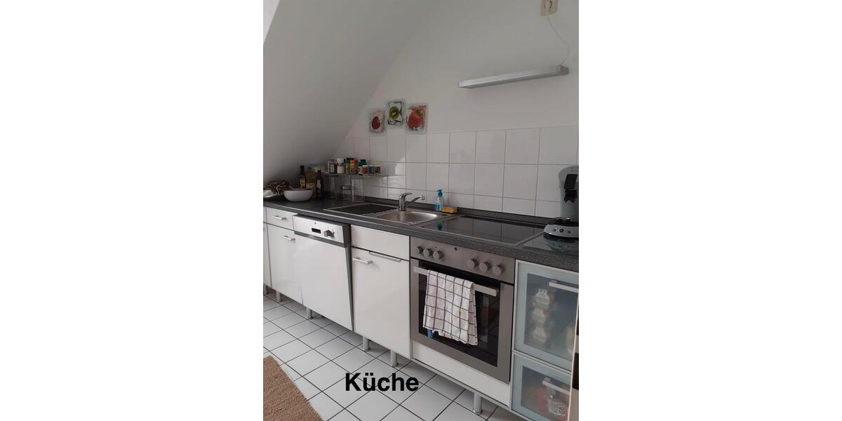 Dachgeschoßwohnung Neuss Furth-Mitte - 2 Zimmer, 62 m&sup2;, 550&euro; | Angebot:25718269