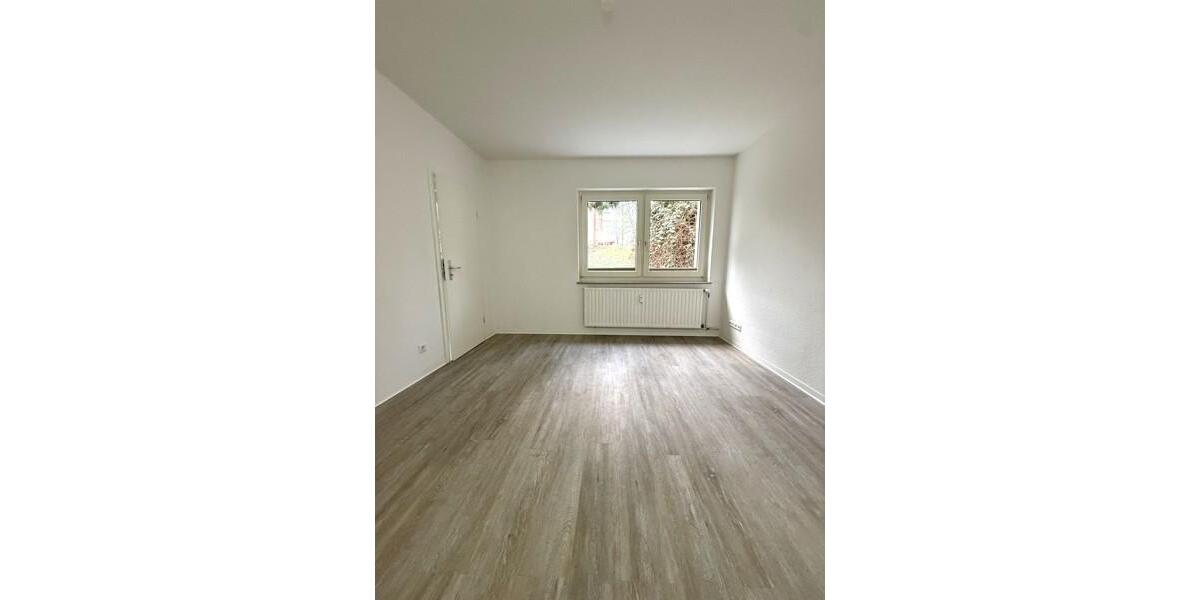 Hübsche 2-Zi-EG.-Whg. mit Einbauküche und Balkon 2 zimmer