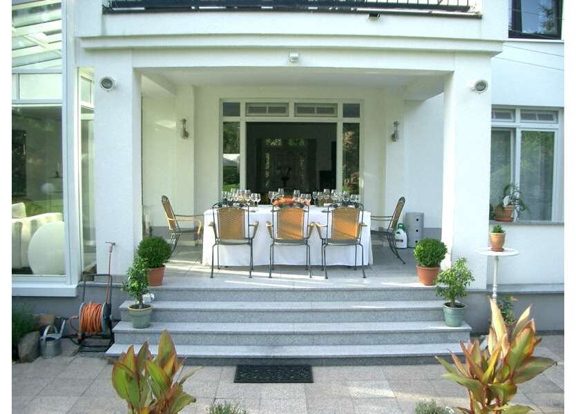 Haus zum Kaufen in Essen 1.190.000 € 320 m²