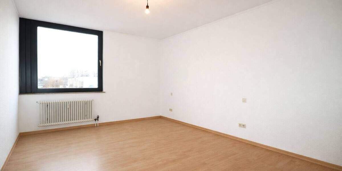 Etagenwohnung Neuss Stadionviertel - 3 Zimmer, 78 m&sup2;, 249.000&euro; | Angebot:25689677