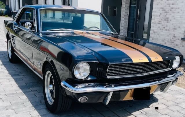 Ford Mustang 164.333 km 33.000 &euro; Monheim 40789