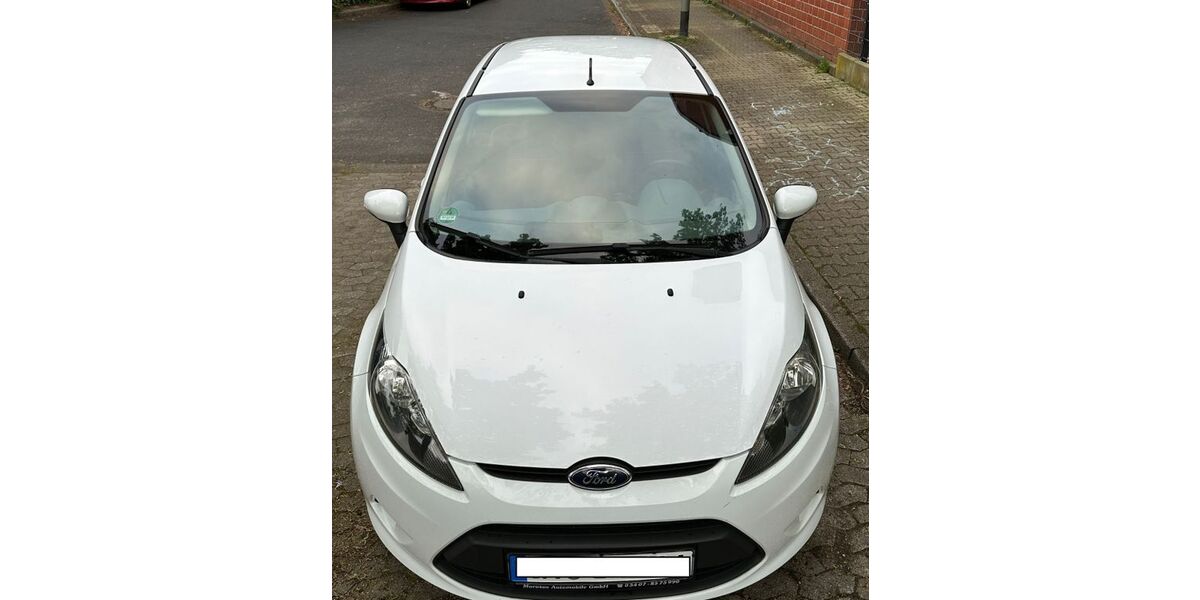 Ford Fiesta 250.099 km 2.300 &euro; Düsseldorf 40599