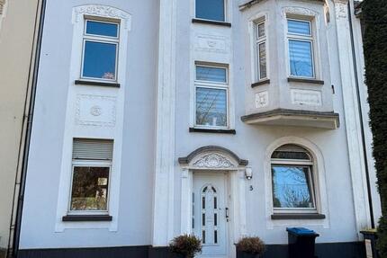 Haus Duisburg Mittelmeiderich - 7 Zimmer, 227 m&sup2;, 355.000&euro; | Angebot:26951349