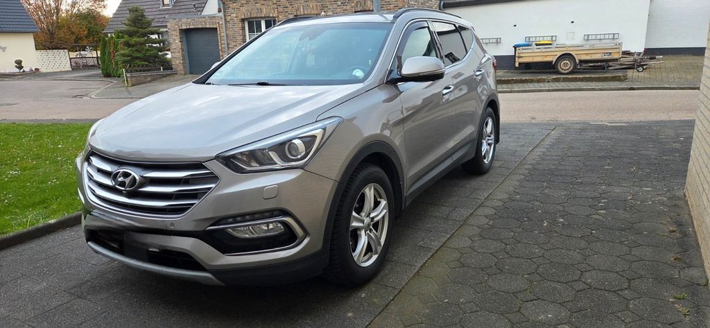 Hyundai SANTA FE 211.400 km 14.600 &euro; Bedburg 50181