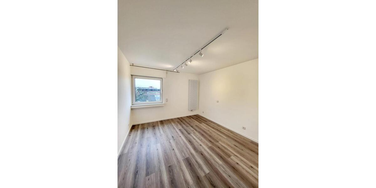 Etagenwohnung Mülheim an der Ruhr Broich - 4 Zimmer, 92 m&sup2;, 1.300&euro; | Angebot:26413329