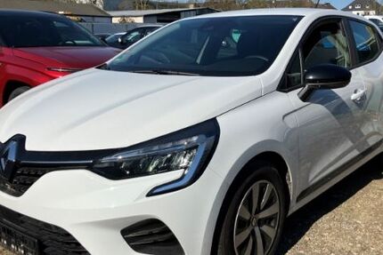 Renault Clio 32.446 km 12.990 &euro; Mönchengladbach 41061