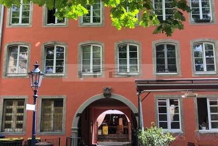 Köln Altstadt: Vielseitige Gewerbefläche mit 2 verbundenen Etagen u. kl. Außenbereich ab ca. 112025