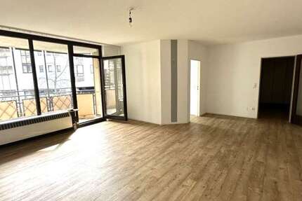 Wohnung zum Mieten in Krefeld 602 € 78.6 m²