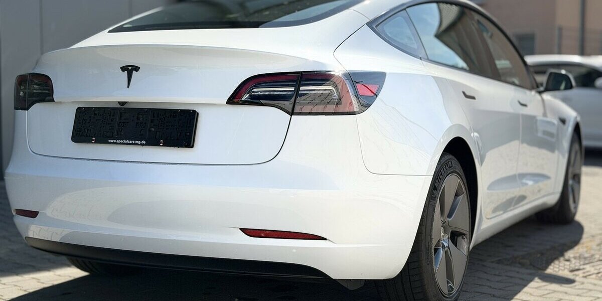Tesla Model 3 RWD AHK Wärmepumpe Ryzen 47.000 km 29.990 &euro; Mönchengladbach 41066